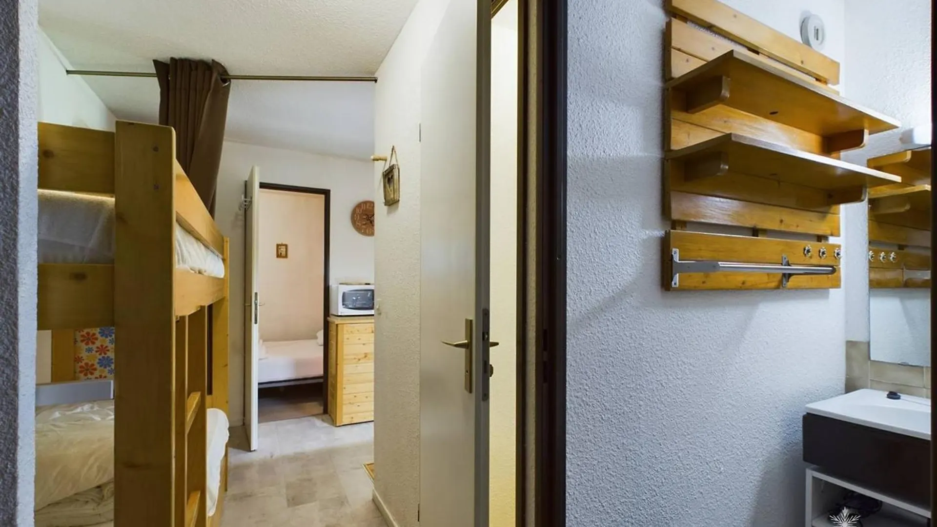 T2 A 80M Des Pistes, Parking, Expo Ne - Fr-1-398-664 Apartment Montvalezan